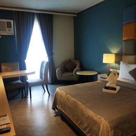Yes Hotel Pandi Bulacan Exterior photo
