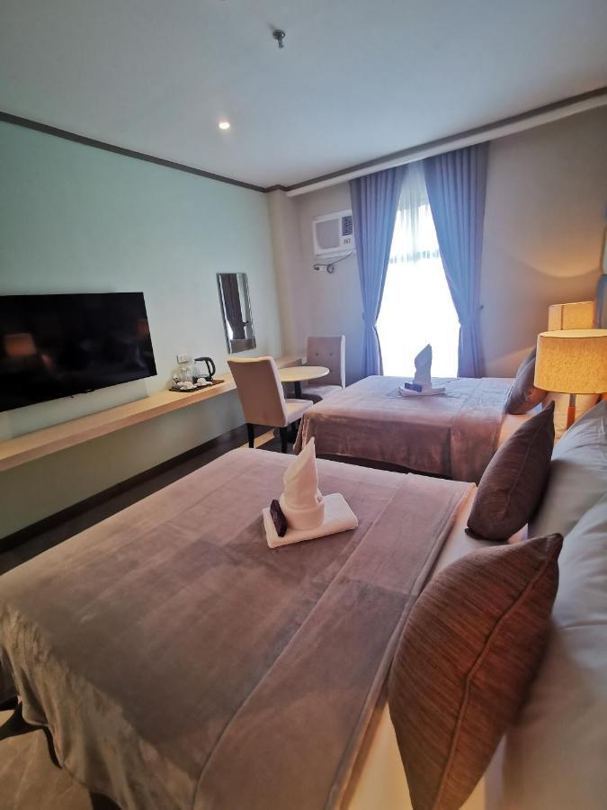 Yes Hotel Pandi Bulacan Exterior photo